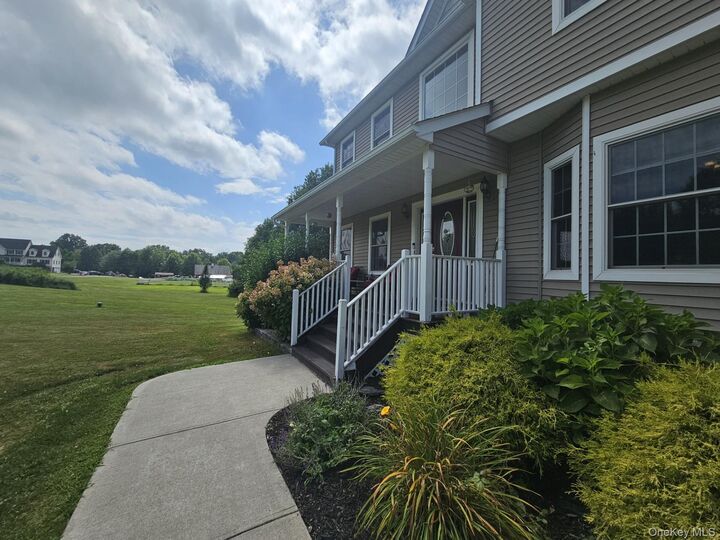 Property Photo:  14 Sanok Drive  NY 10916 