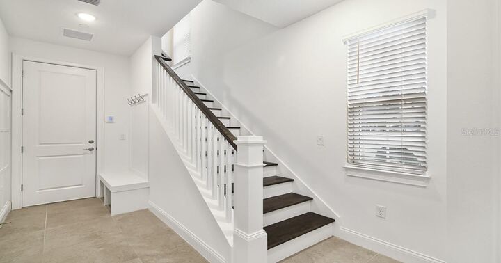 Property Photo: 1986 Risby Alley FL 32803