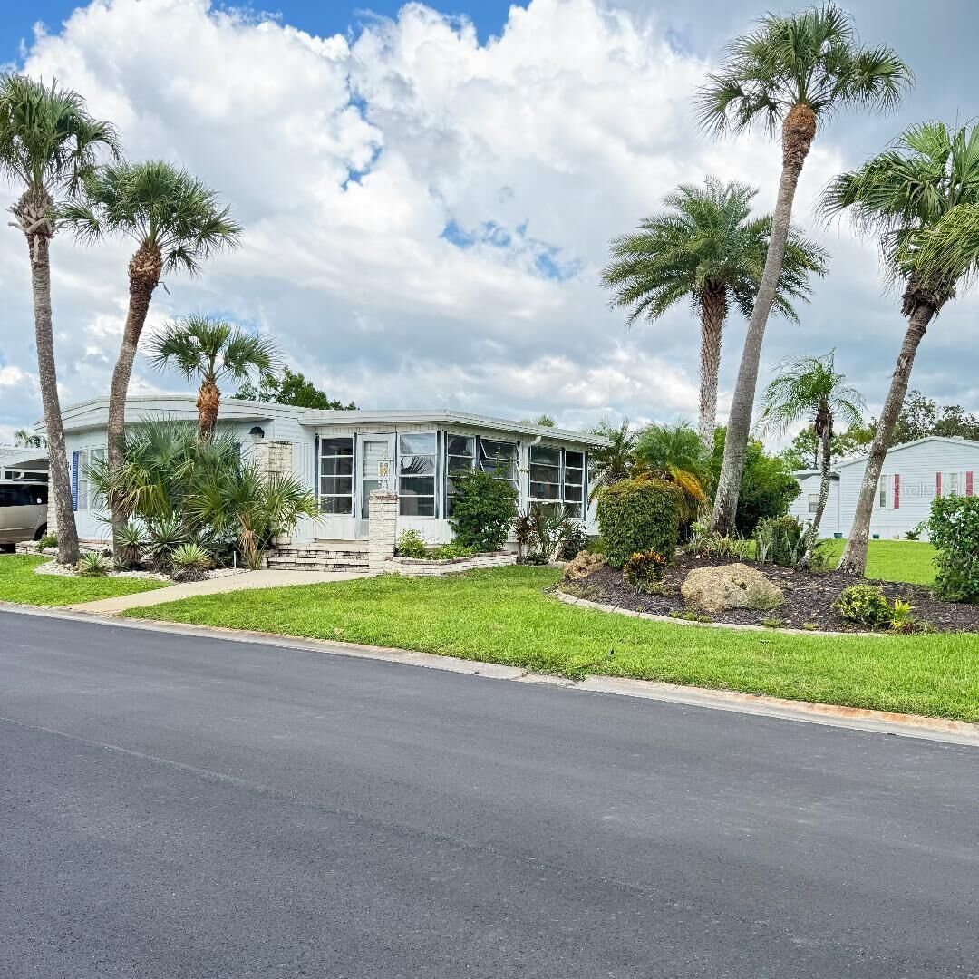 Property Photo:  2100 Kings Highway 431  FL 33980 