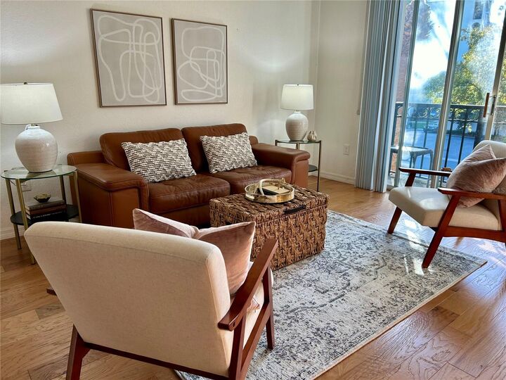 Property Photo: 905 Normandy Trace Road FL 33602