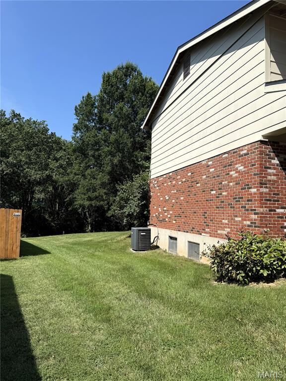 Property Photo: 1061 Summer Tree Drive MO 63011