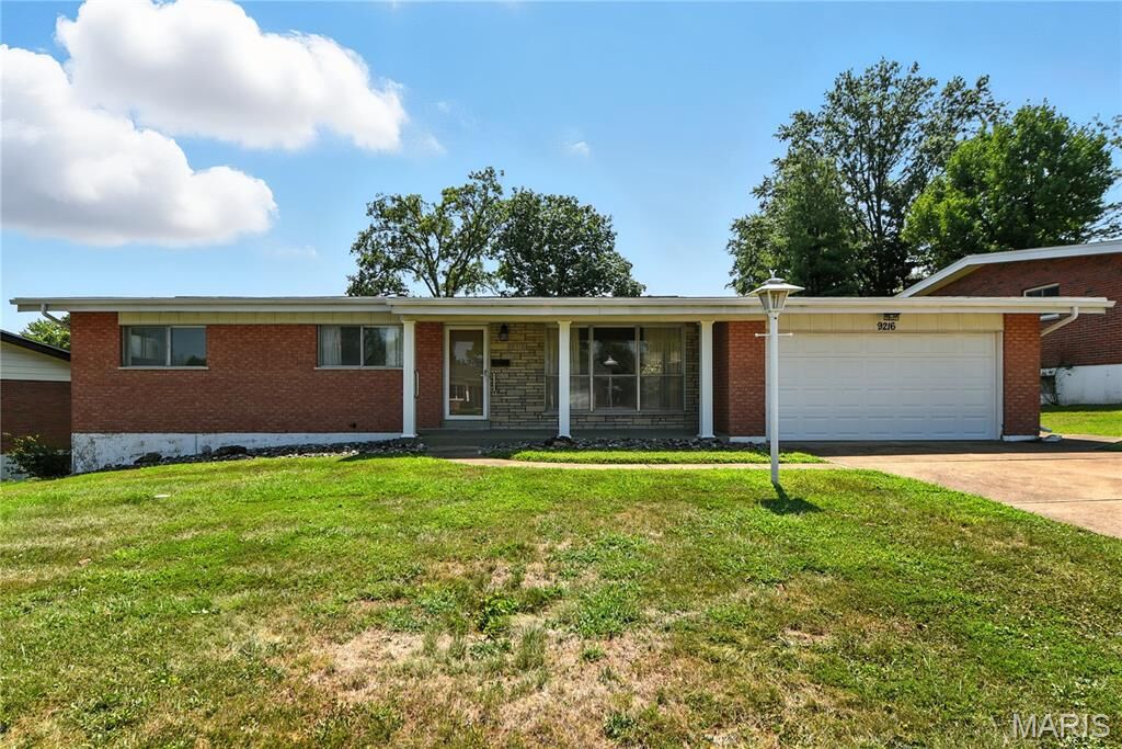 Property Photo: 9216 Lavant Drive MO 63126