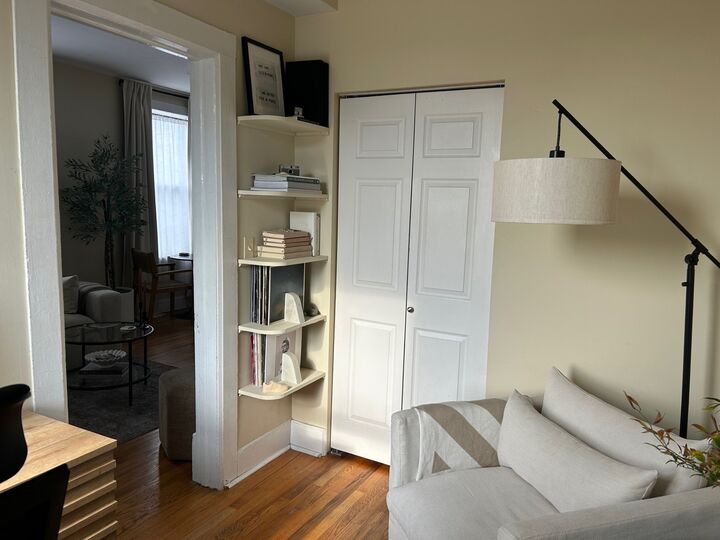 Property Photo:  2015 N Damen Avenue 3R  IL 60647 