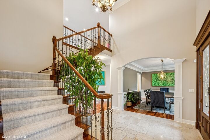 Property Photo:  4904 Clover Court  IL 60047 