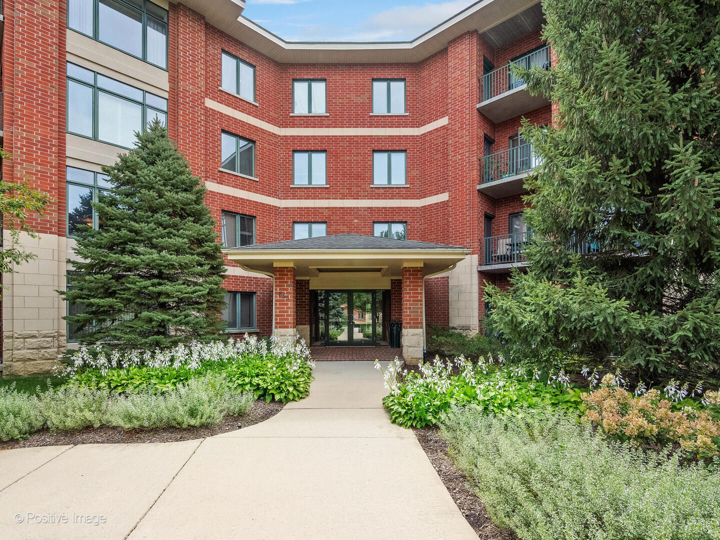 Property Photo: 855 E 22nd Street 202 IL 60148