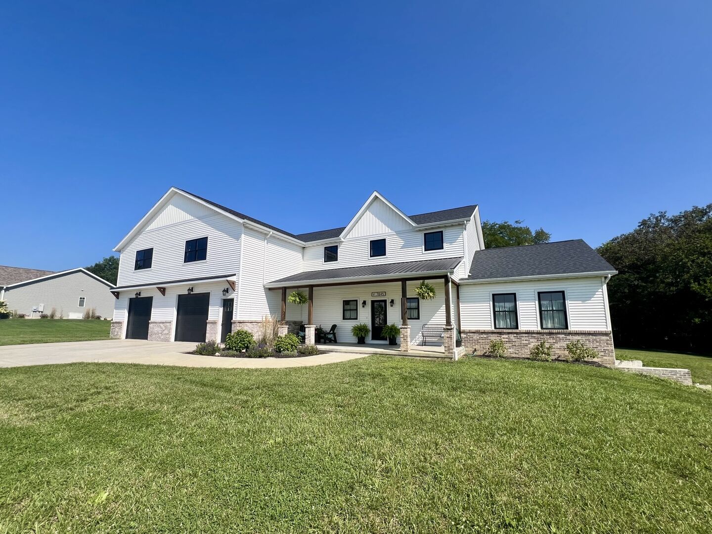 Property Photo:  7845 Fitzgerald Road  IL 61727