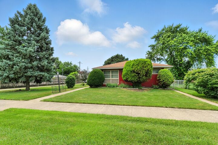 Property Photo:  16632 Emerald Avenue  IL 60426 