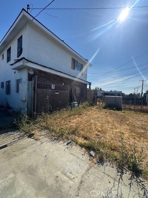 Property Photo:  4036 W 111th Street  CA 90304 