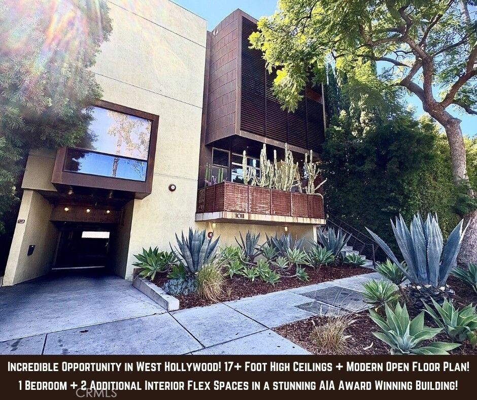 Property Photo:  1011 N Orange Grove Avenue 5A  CA 90046 
