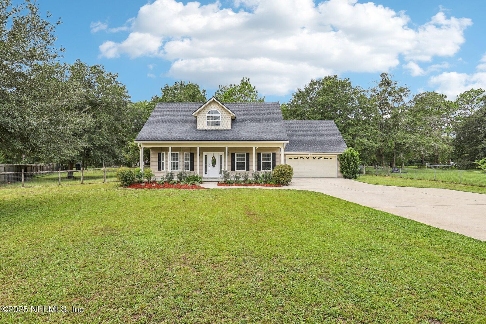 Property Photo:  4041 Olde Tyme Place  FL 32068 