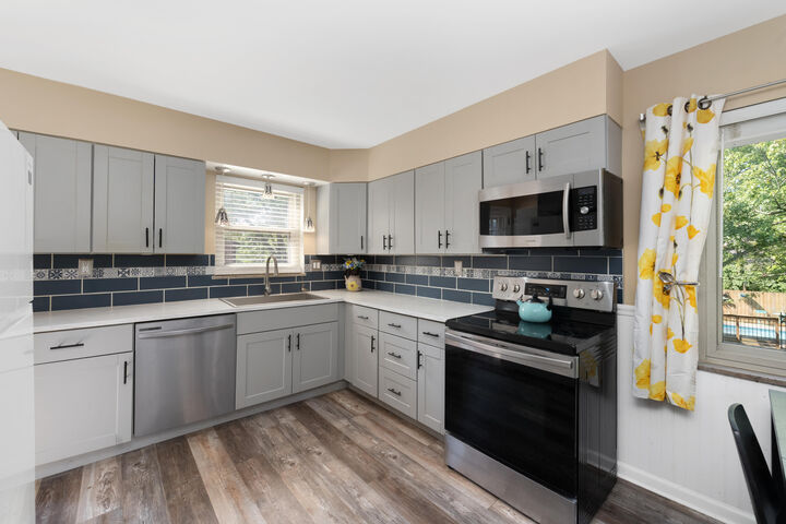 Property Photo: 39 E Lakeside Avenue KY 41017