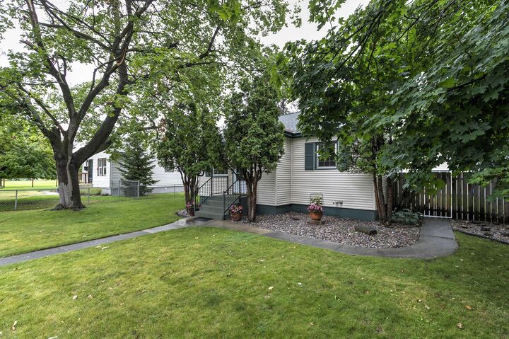 Property Photo:  616 W Central Avenue  MT 59801 