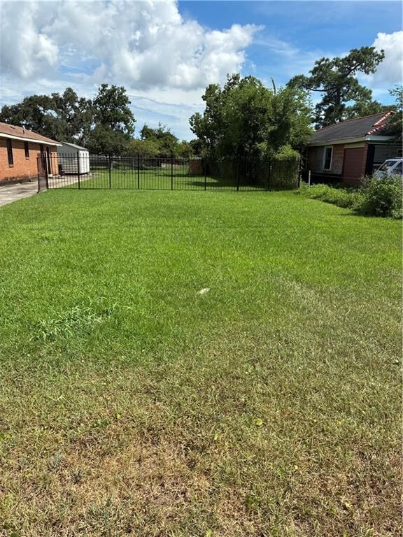 Property Photo: 10922 Curran Street LA 70127