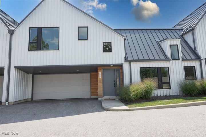 2412 Richmond Road  Beachwood OH 44122 photo
