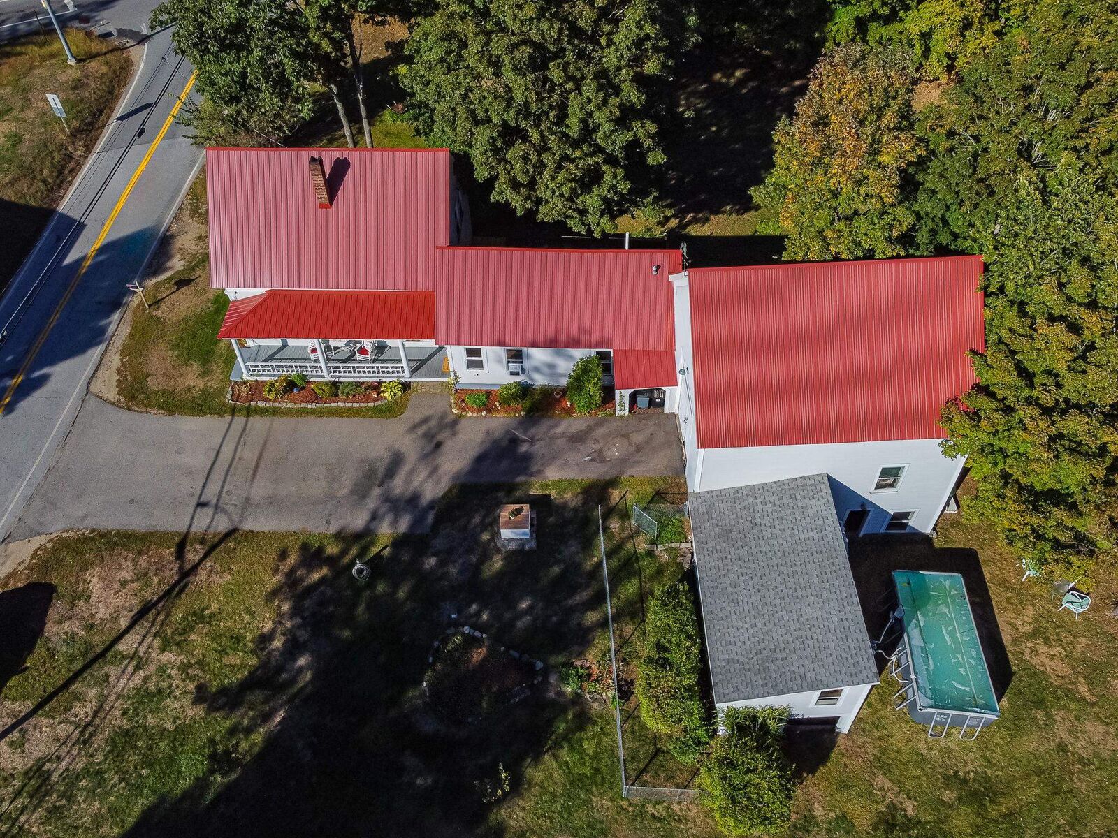 Property Photo:  29 Harriman Road  NH 03077 