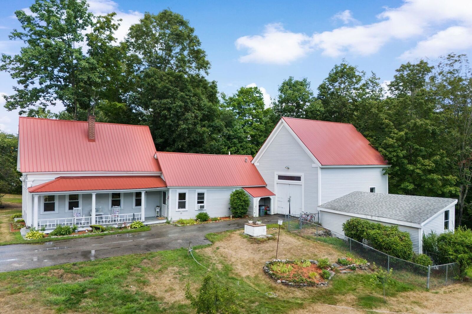 Property Photo: 29 Harriman Road NH 03077