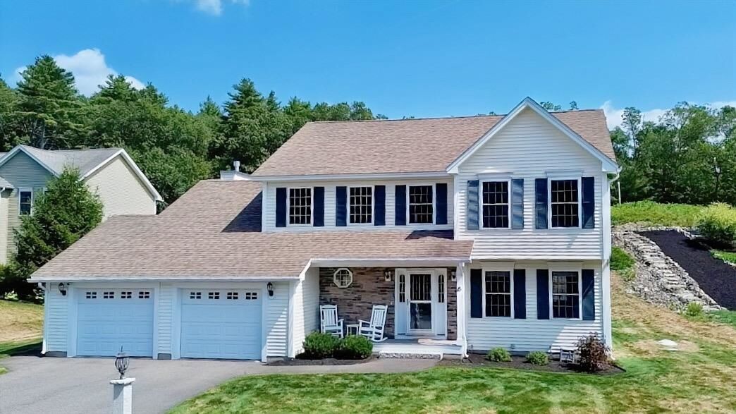 Property Photo:  15 Empire Circle  NH 03051 