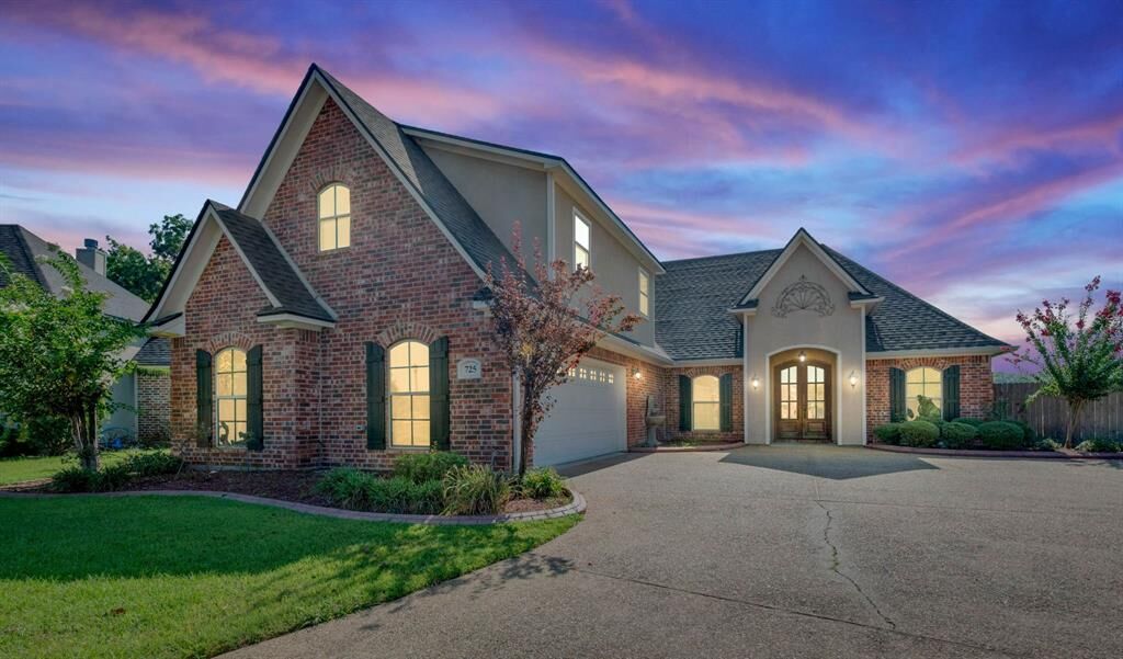 Property Photo: 725 St Martins LA 71111