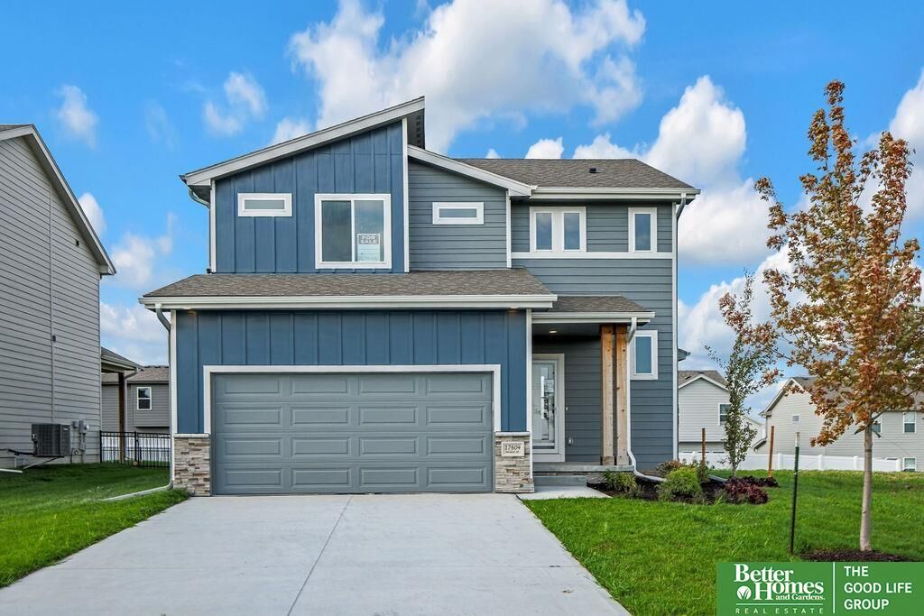 Property Photo: 17604 Willit Street NE 68007