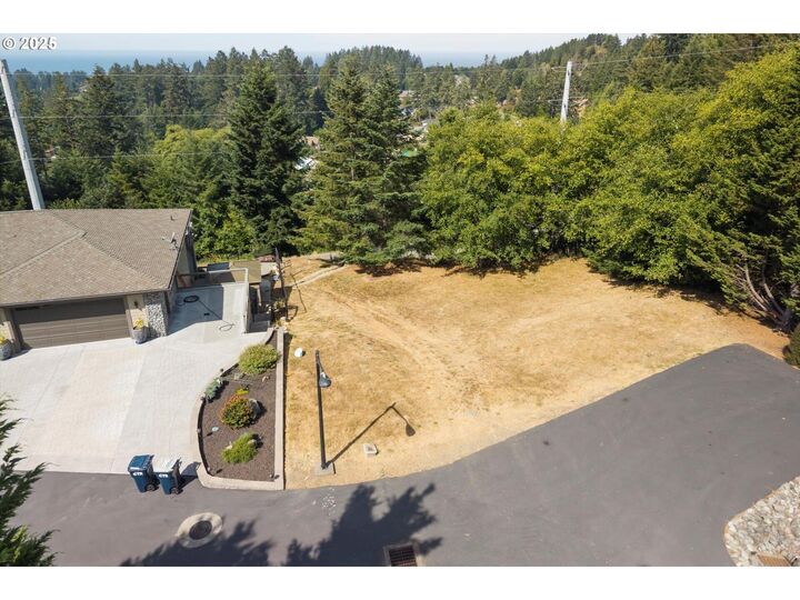 Property Photo:  7774 Zoe Drive  OR 97415 
