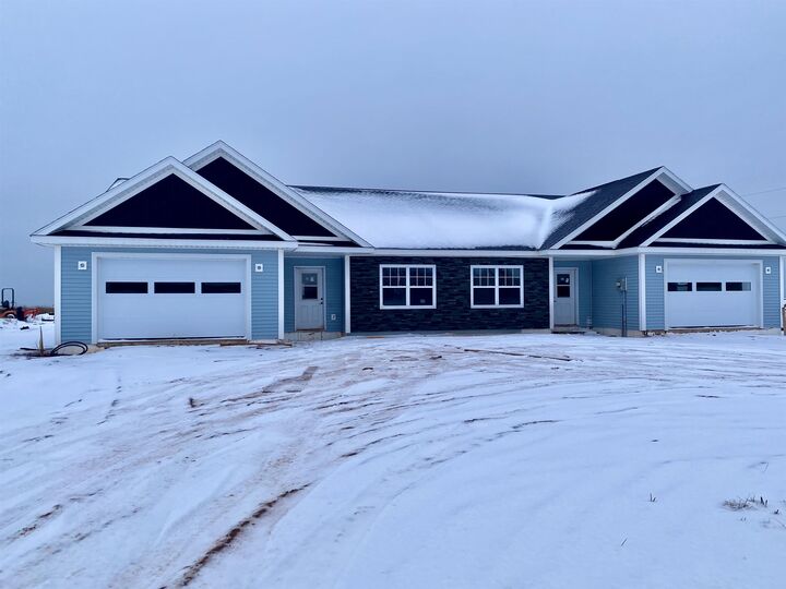 Property Photo:  10 Brianna Street - Cavendish Horizon Estates  PE C0A 1N0 