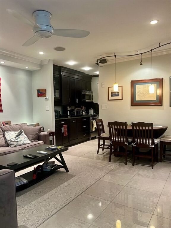 Property Photo:  20 Monument St 1  MA 02129 