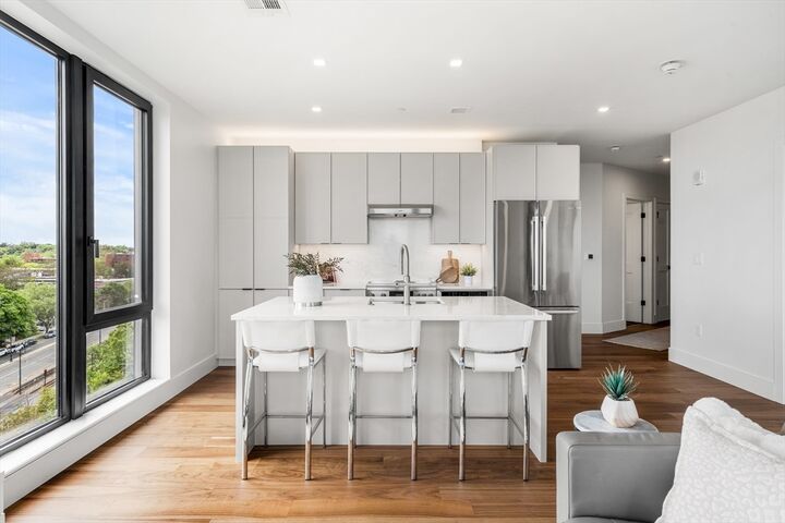 Property Photo:  1515 Commonwealth Ave 806  MA 02135 