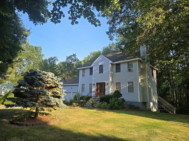 Property Photo:  5 Flynn Way  MA 01887 