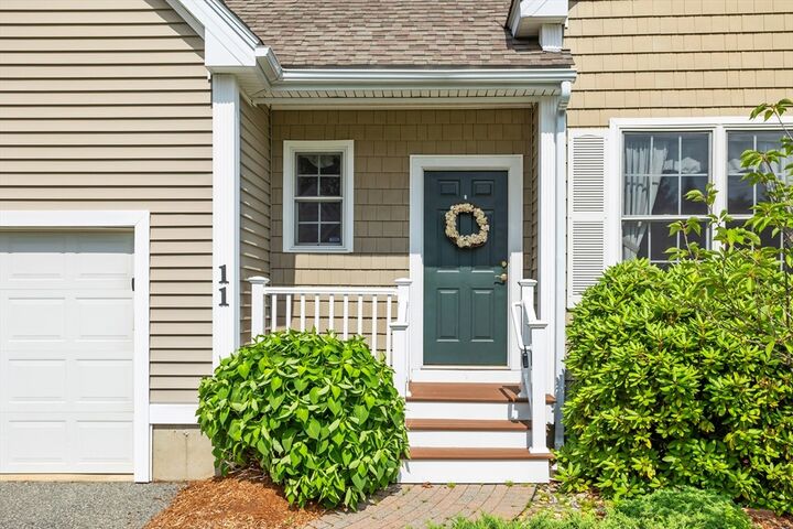 Property Photo:  11 Stone Ridge Road 11  MA 01886 