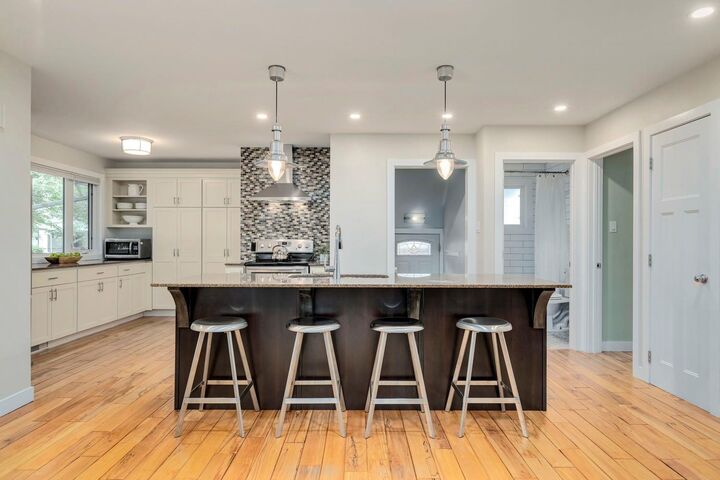 26 Butler Crescent NW  Calgary AB T2L 1K3 photo