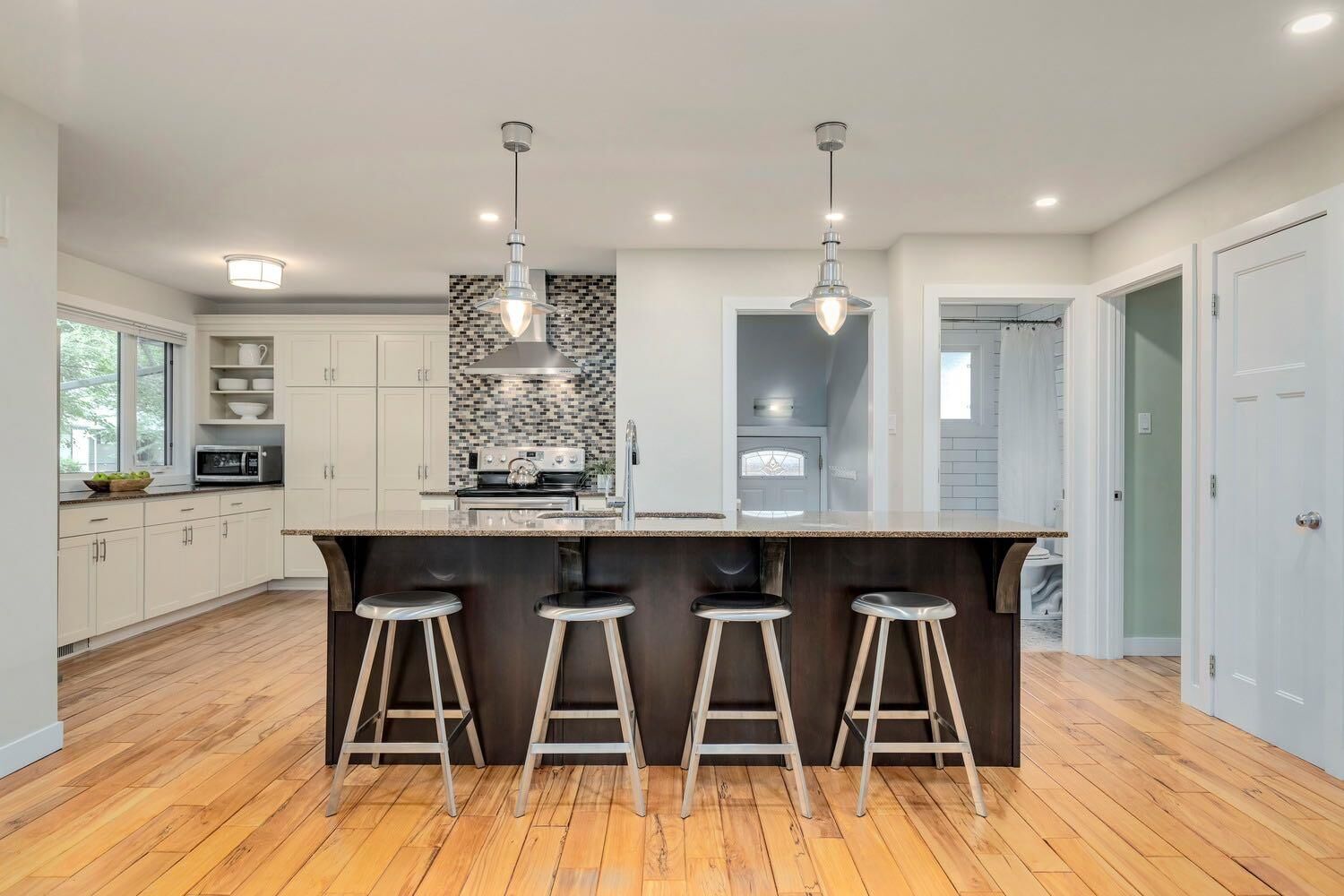 Property Photo:  26 Butler Crescent NW  AB T2L 1K3 