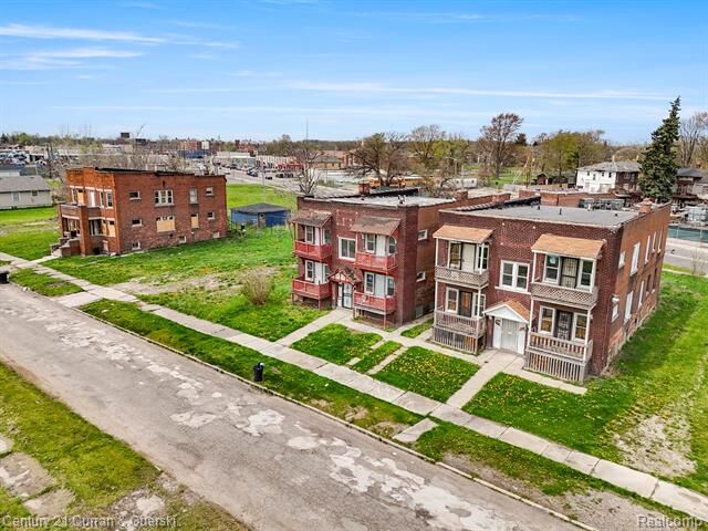 Property Photo: 135 Stevens Street MI 48203