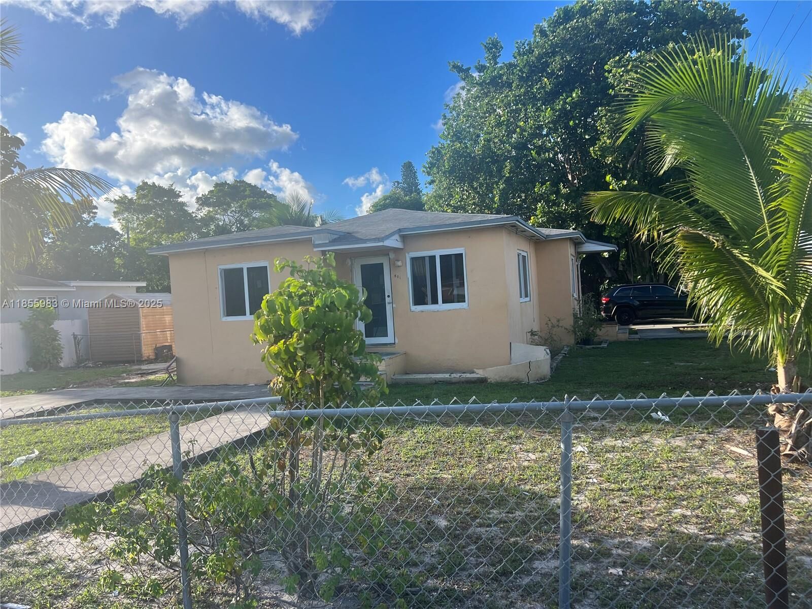 Property Photo:  801 NW 105th St  FL 33150 
