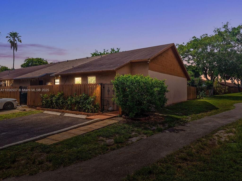 Property Photo: 6726 NW 192nd Ln FL 33015