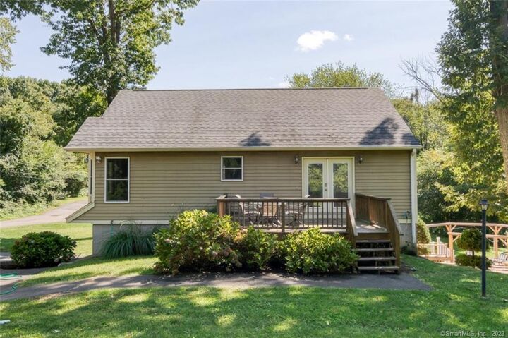 Property Photo: 30 Cadwell Place CT 06405
