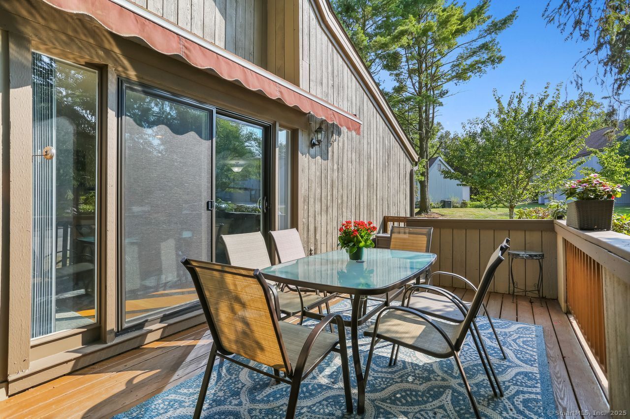 Property Photo:  248 South Trail B  CT 06614 