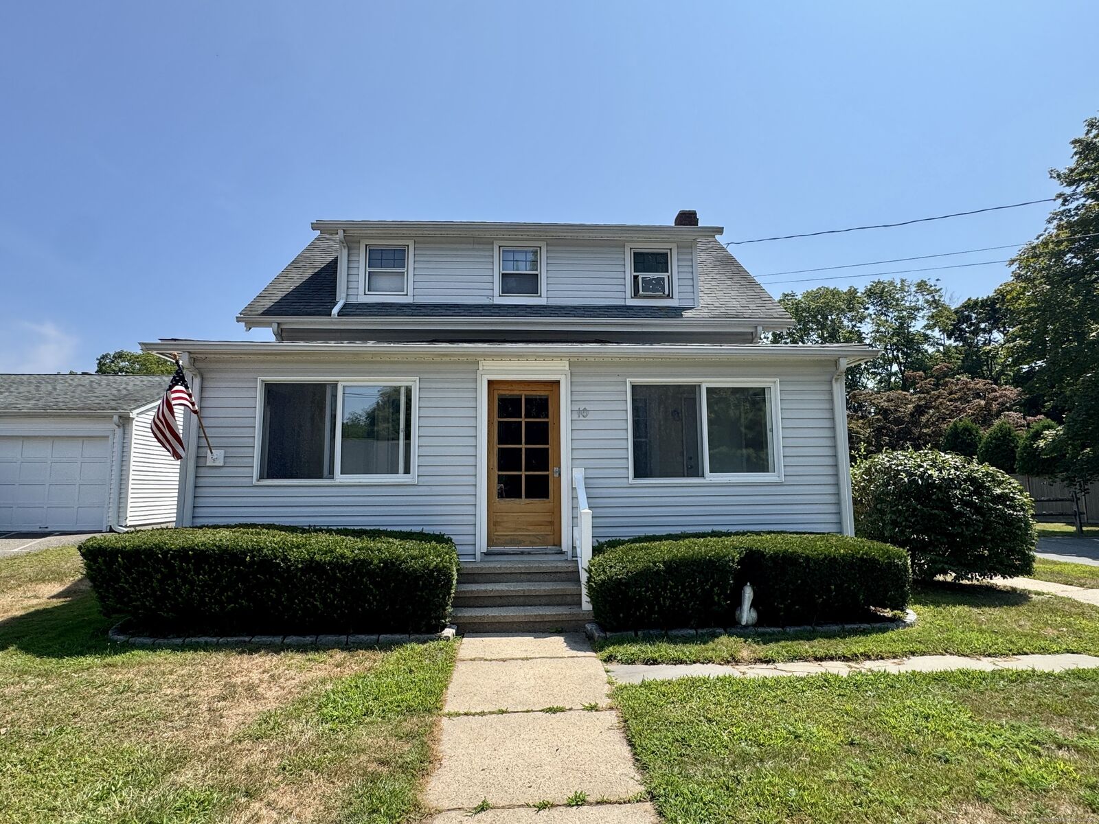 Property Photo:  10 Morgan Park 1  CT 06413 