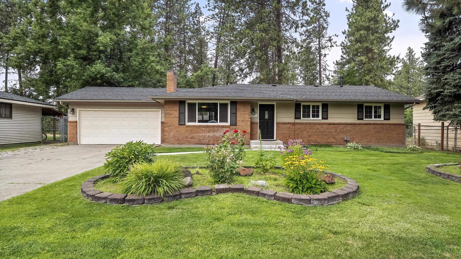 Property Photo:  11507 N Galahad Dr  WA 99218 