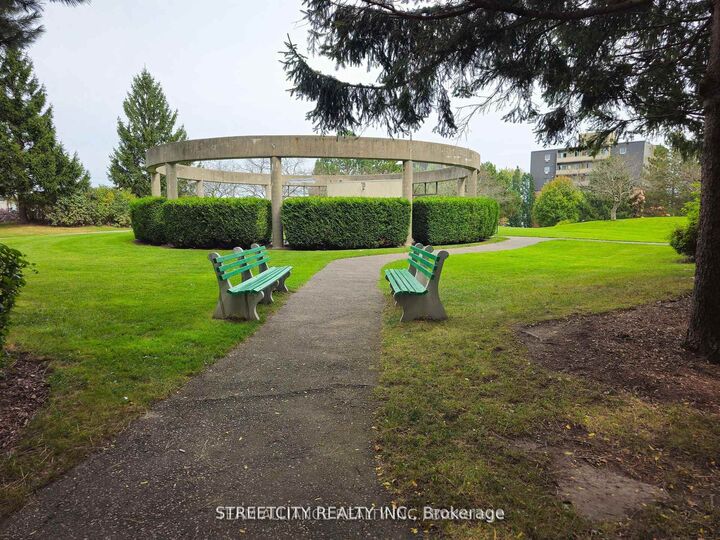 Property Photo:  1103 Jalna Boulevard 712  ON N6E 2W8 