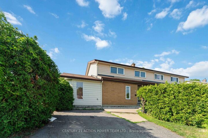 Photo de la propriété:  63 Chesterton Drive  ON K2E 5T4 