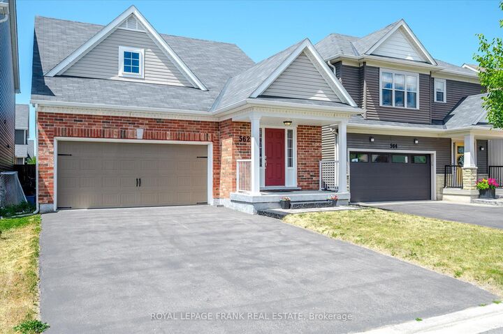 Property Photo: 562 Grange Way ON K9H 0G5