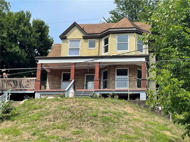 Property Photo:  300 Highland  PA 15033 