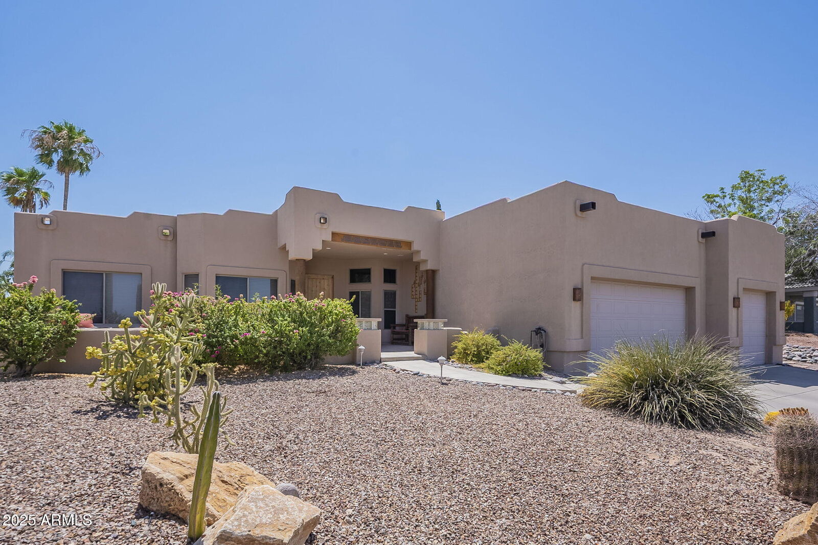 Property Photo: 16317 E Bainbridge Avenue AZ 85268