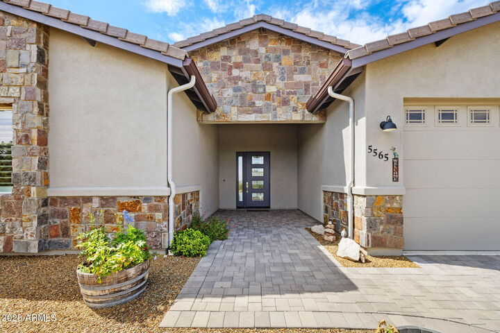Property Photo:  5565 W Halcyone Circle  AZ 86305 