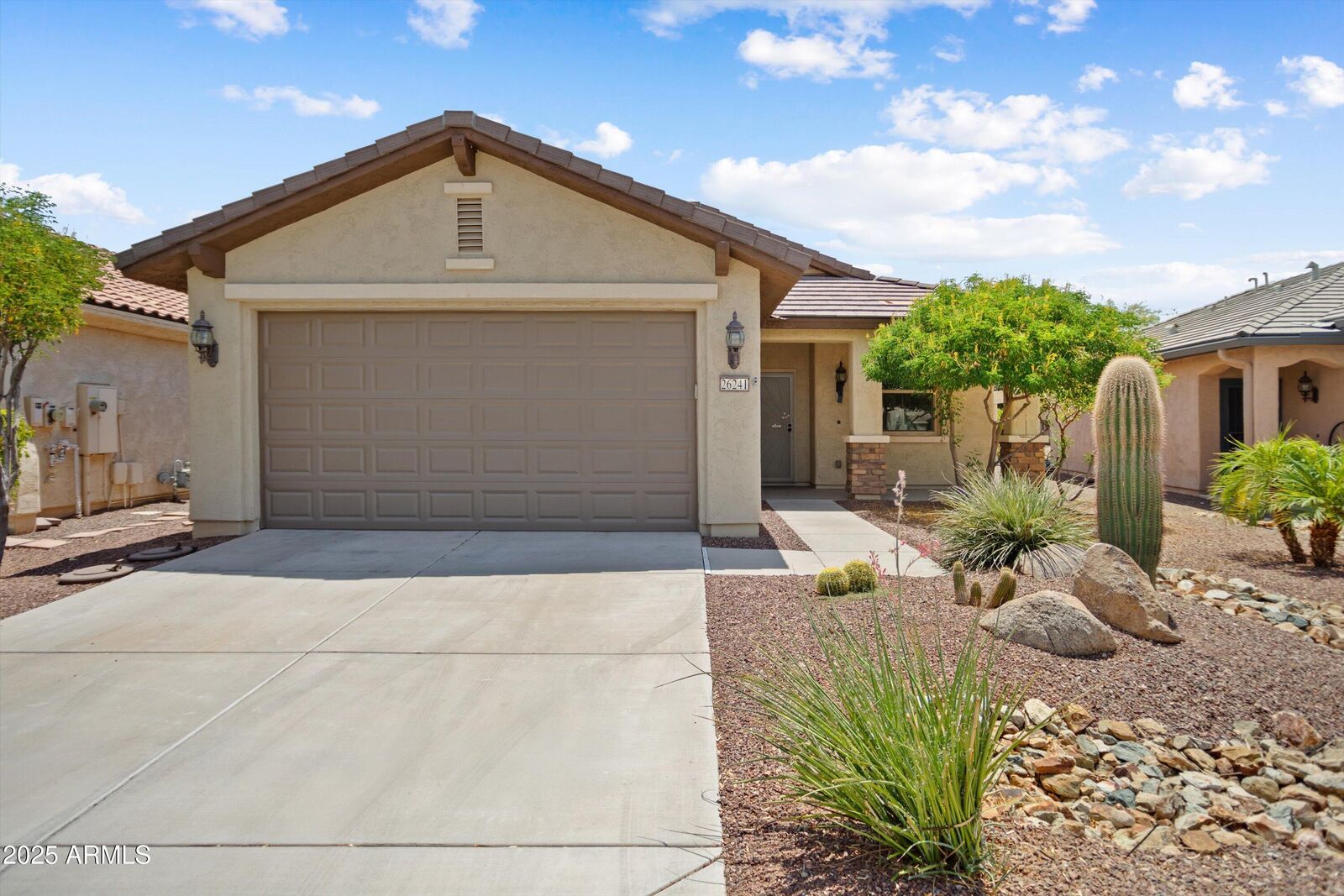Property Photo: 26241 W Via Del Sol Drive AZ 85396