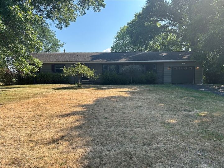 Property Photo:  33 Suburban Drive  NY 14903 