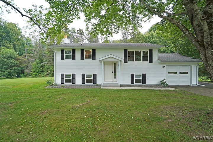 3394 Gunzen Drive  Cortland NY 13045 photo