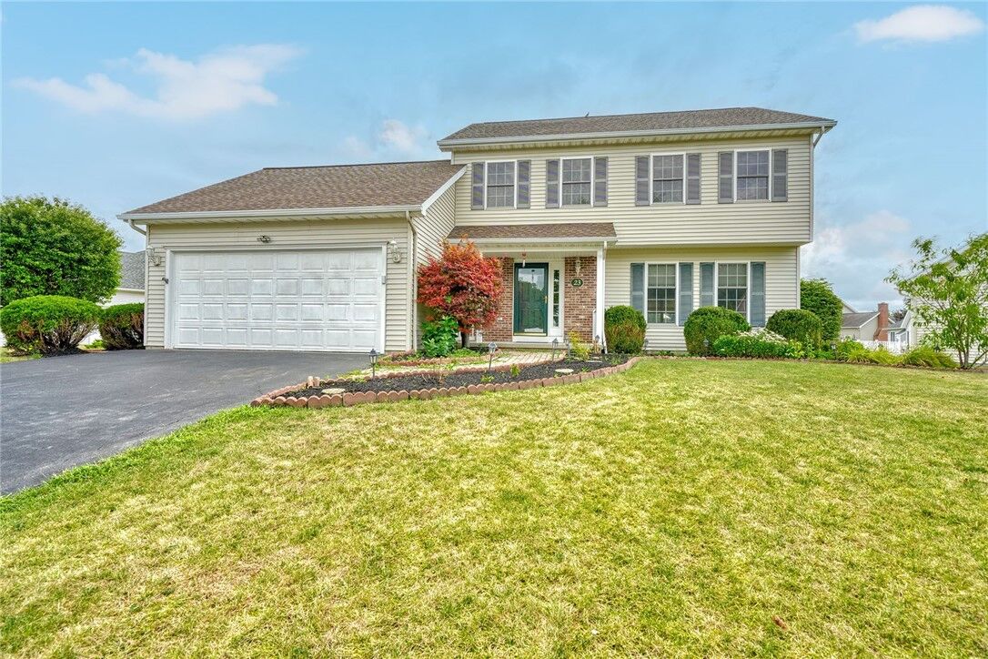 Property Photo:  23 Sothery Place  NY 14624 