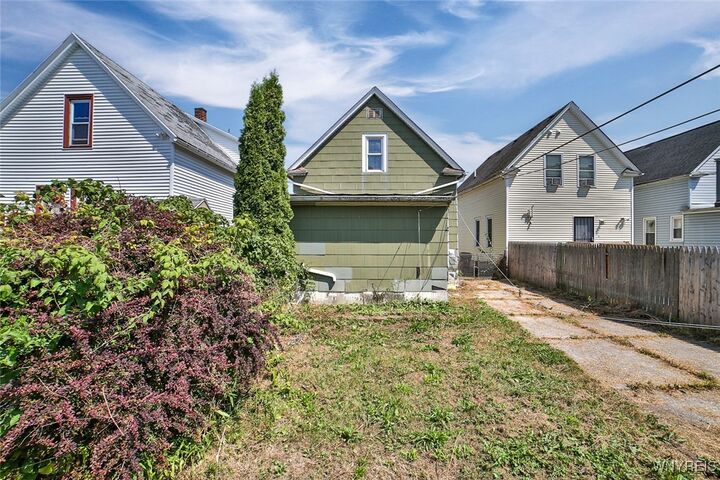 Property Photo: 50 Olcott Place NY 14225