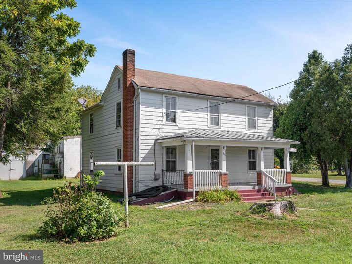 Property Photo:  306 W 6th Avenue  WV 25438 